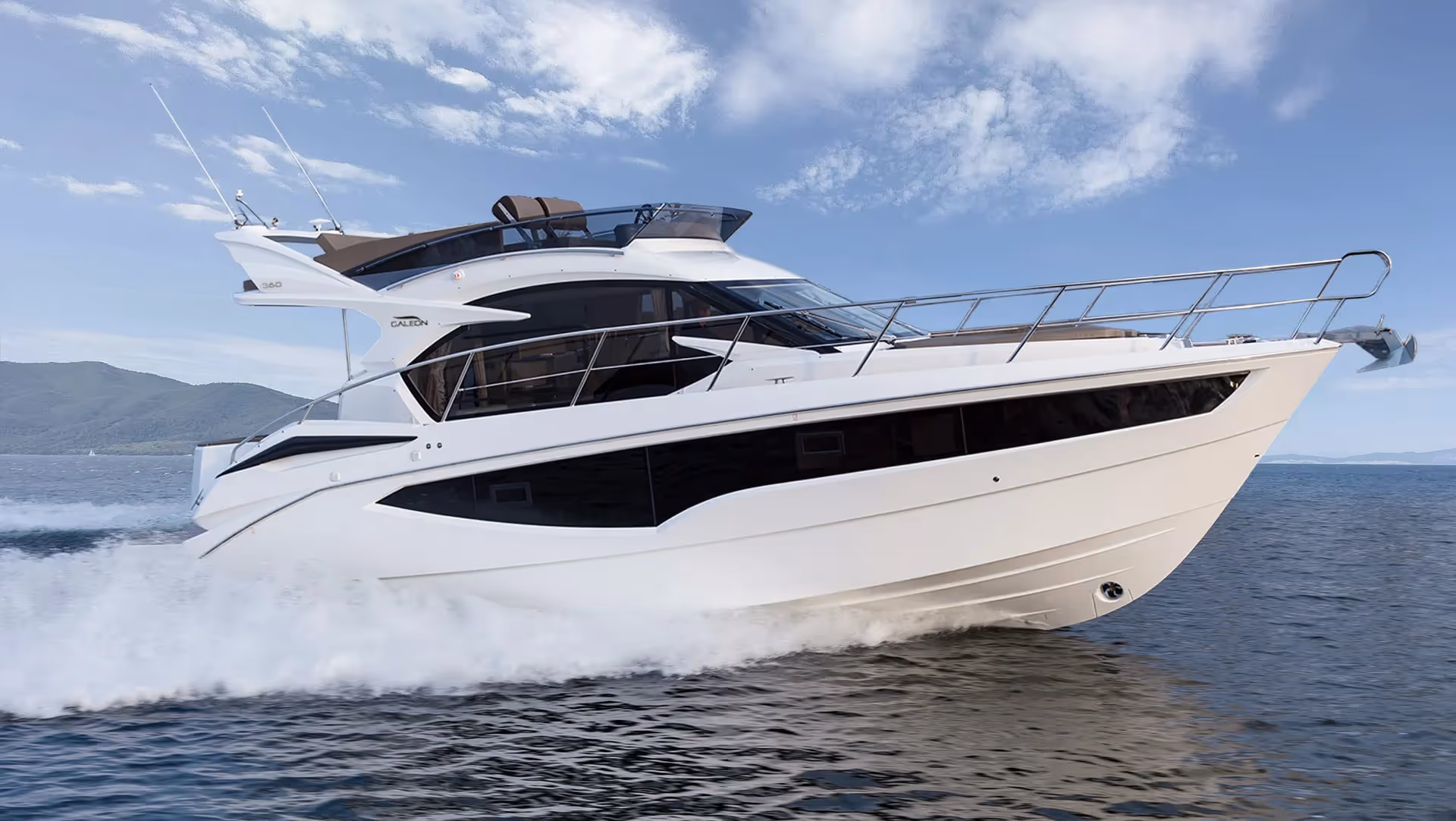 Galeon 360 FLY