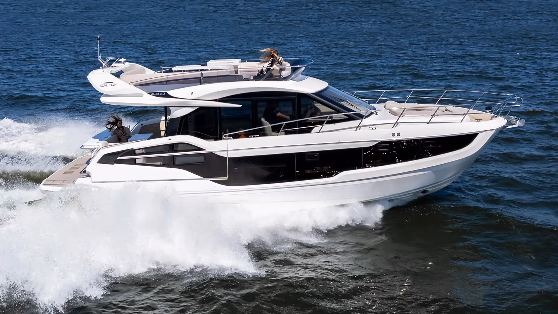 Galeon 440 FLY