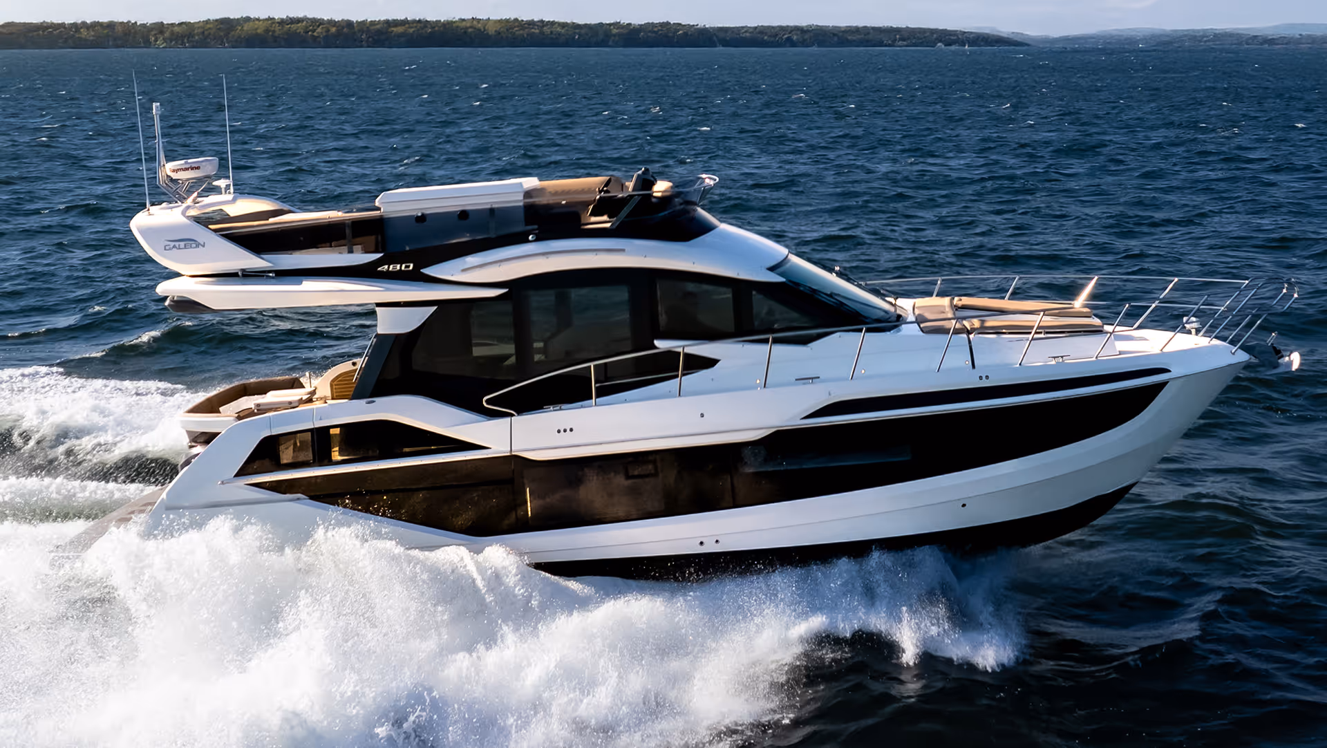 Galeon 480 FLY